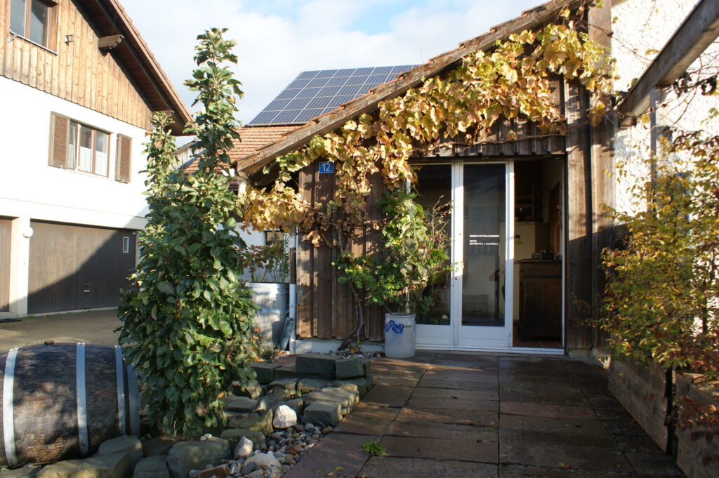 Erkundungsreise zu Yamagishi und Hofspaziergang & Degustation bei Strauss Bioagrikultur